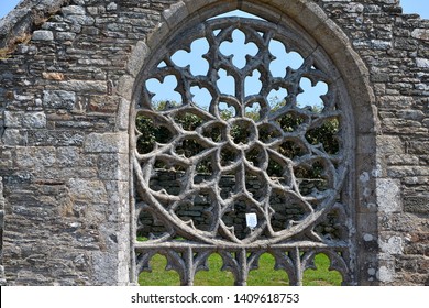 chapel in ruins, ruins of the Languidou chapel in Finistère, Plovan in Bigouden country, Cornouaille, France