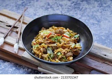 Char Kway Teow Fried Rice Noodle  Kwetiaw Goreng  