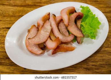 Charcoal-boiled pork neck