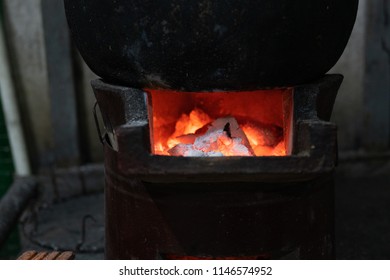 Vintage Wood Stove Bilder Stockfotos Vektorgrafiken Shutterstock