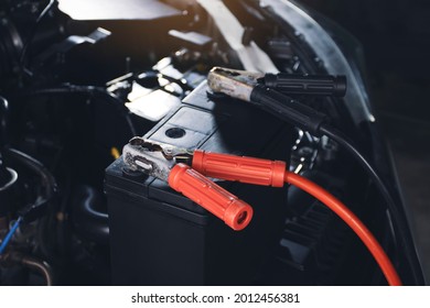 Charger cable clamping to the car battery,accumulator charging