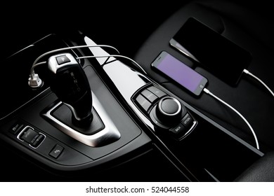 Charger Plug Phone On Car