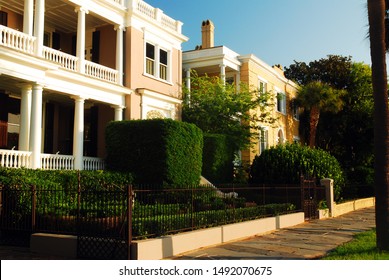 Charleston, SC, USA June 23 Antebellum Architecture And Landscaped Yards Are Prevalent In Charleston, South Carolina