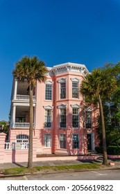 Charleston, SC, US-April 27, 2018: View Of Iconic Building In Historic District.