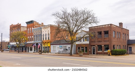 Charlotte, Michigan, USA - October 24, 2021: The Historic Business District On Lawrence Avenue