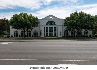 Charlotte, NC - September 3, 2021: Fidelity Investments Office Building Exterior Signs In The Southpark Area In Charlotte, NC