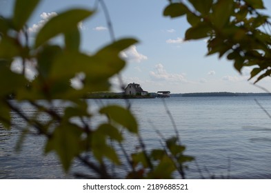 Charlotte, NC USA - August 13 2022: Lake House At Lake Norman In Charlotte, North Carolina 