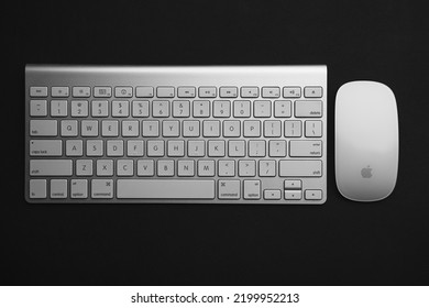 Charlotte, North Carolina - January 2022: Apple Wireless Mac Keyboard And Mouse On A Black Table