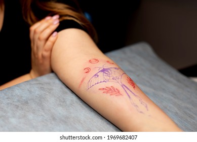 Girl Small Tattoos Images Stock Photos Vectors Shutterstock