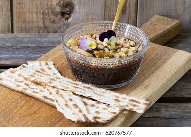 Charoset With Matzo