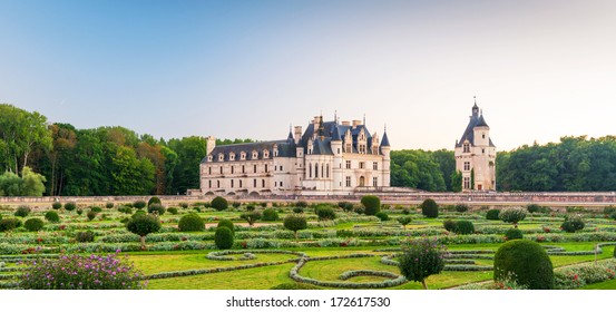 Chateau De Chenonceau In Loire Valley, France. It Is Landmark Of Country. Panorama Of Beautiful Castle Garden, Nice Landscape In Loire Valley. Scenic Panoramic View Of Luxury Palace At Loire River. 