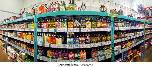 CHATHAM, NJ - MARCH 11, 2017: Craft Beer Aisle In A Bottle King Store. More Than 4,600 Breweries Are Responsible For Craft Beer Brands In The U.S.