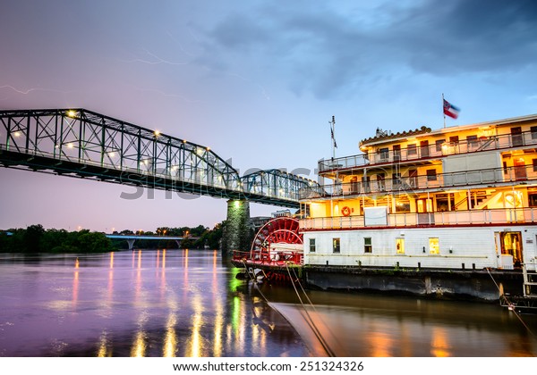 Chattanooga,\
Tennessee, USA on the Tennessee\
River.