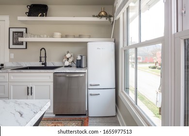 Chattanooga, TN / USA - 02 25 2020: Modern Living Room And Kitchen In Tiny Home