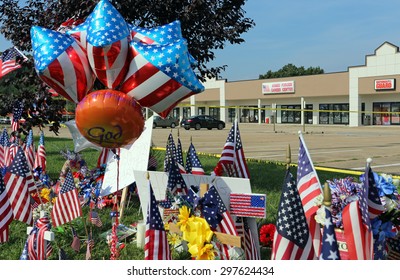 CHATTANOOGA, TN/USA - JULY 18: A makeshift memorial at the Armed Forces Career Center in Chattanooga, TN on July 18, 2015. An attack on the career center was carried out on July 16, 2015.
