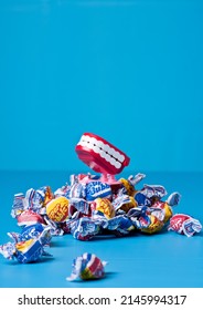 Chatter Teeth Standing On A Pile Of Gum