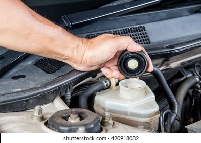 Check Brake Fluid Inlet,Car Maintenance,Check  Car Yourself,Check Brake Fluid Self.