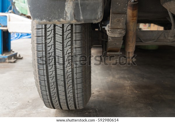 Check rubber tire and\
suspension absorber
