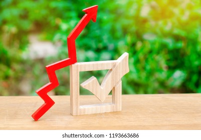 Checkbox And Up Arrow. The Concept Of Increasing Voter Turnout. Forum, Referendum. State Election. Growth Approval. Increase The Number Of Voters, Voting. Socially Active Citizens.