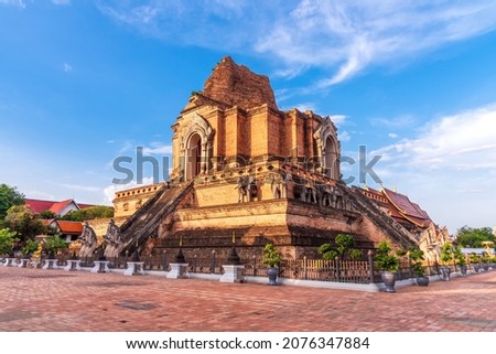 Chedi Luang Varavihara temple with ancient large pagoda is 700 years in Chiang Mai, Thailand. Is a religious tourist attraction of Chiang Mai