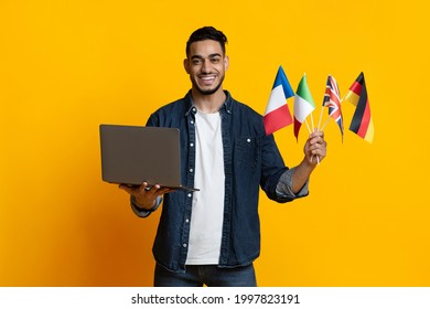 96 Middle Student Online Learning Yellow Images, Stock Photos & Vectors ...