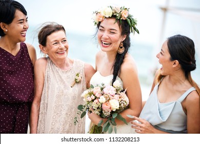 1,217,900+ Wedding Stock Photos, Pictures & Royalty-Free Images - iStock