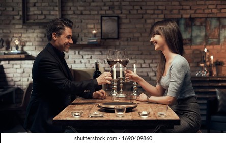 Cena Romantica En Casa Images Stock Photos Vectors Shutterstock