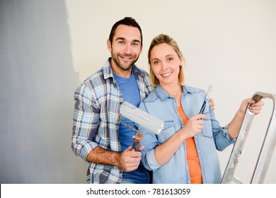 10,003 Couple painting house Images, Stock Photos & Vectors | Shutterstock