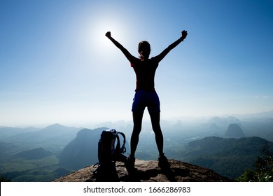 161,438 Women top of mountain Images, Stock Photos & Vectors | Shutterstock