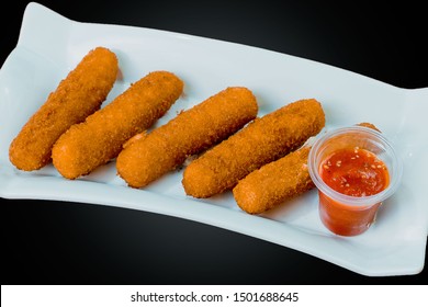 Cheese Fingers With Ketchup Plus Ranch Dressing