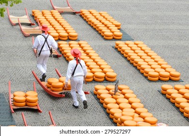 Cheese market in Alkmaar, Holland - Shutterstock ID 279527297