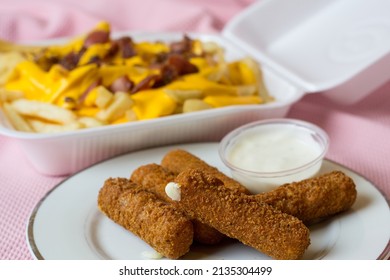 Cheese Sticks With Ranch Dip And Fries