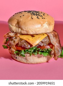 Cheeseburger, Bacon, Brioche Bread And Salad