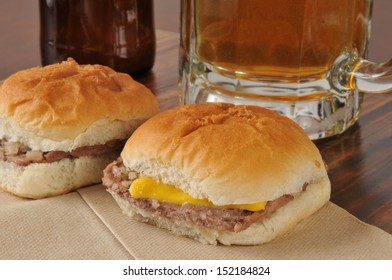 Cheeseburger Sliders And A Mug Of Beer