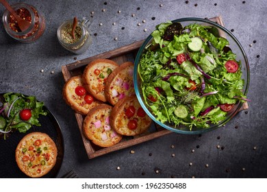 Cheesy Garlic Bread With Everyday Salad. 