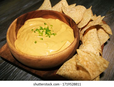 Cheesy Vegan Queso Dip, Healthy