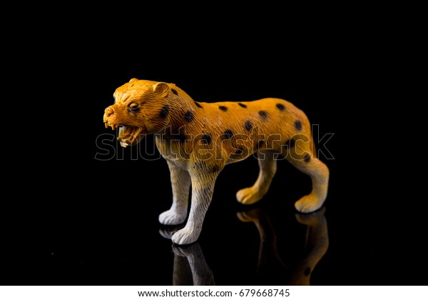 cheetah toy figure