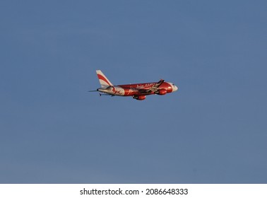 Chek Lap Kok, Hong Kong- July 12,2012: Airbus A320 Family Aircrafts Were Widely Used On International Routes To Hong Kong Airport.