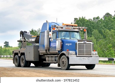 CHELYABINSK REGION, RUSSIA - JULY 6, 2008: Blue Western Star Heavy Tow Truck At The Interurban Road.