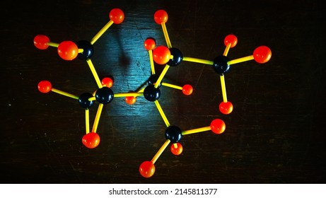 Chemical Bonds Of Hydrocarbon Compounds, Organic Chemistry, Carbon Black Orange, Hydrogen Map, Branched Chain In Chemistry.