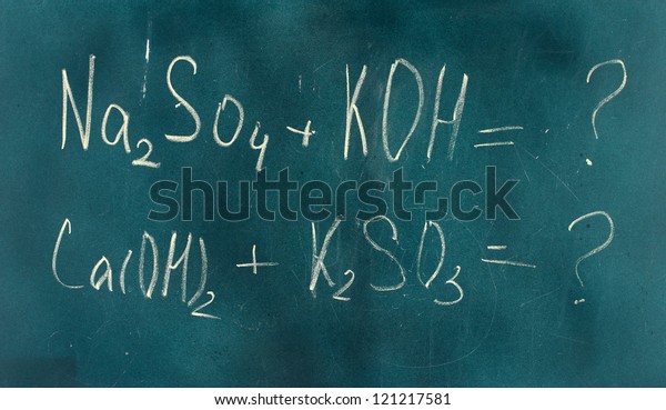 what is the formula of chalk