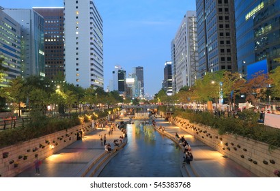Cheonggyecheon stream and Seoul cityscape