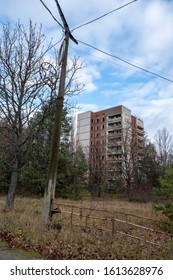 Chernobyl Pripyat Abandoned Exterior Abandoned Buildings With Wild Vegetation