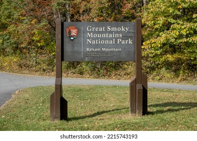 Cherokee, North Carolina, USA: 10-1-2022: Great Smoky Mountains National Park Sign Post Marking The Entrance To Balsam Mountain.