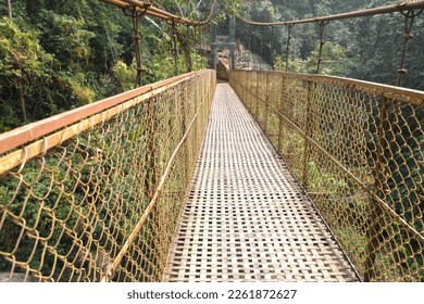 Cherrapunji,Meghalaya,Inida 05th February 2023: Visitors to Meghalaya's Umshiang Double-Deck Route Bridge are mesmerized by this suspension bridge. Most Attractive hanging bridge