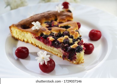 Cherry And Black Currant Pie