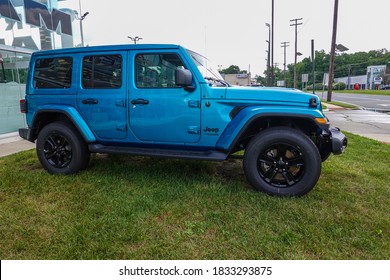 Blue Jeep Images Stock Photos Vectors Shutterstock