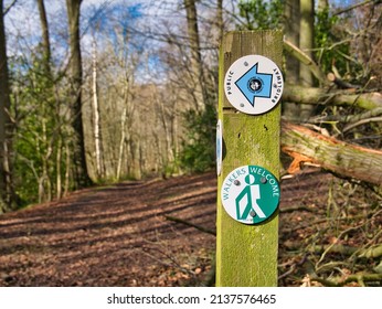 Chesham, UK - Mar 12 2022: Circular Signs On A Weathered Wooden Post Mark The Way Of A Bridle Path With Walkers Welcome. Taken On A Sunny Day In Winter In Chesham, Buckinghamshire, England, UK.