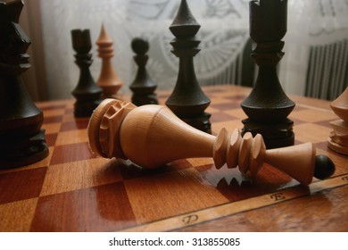chess checkmate few pieces