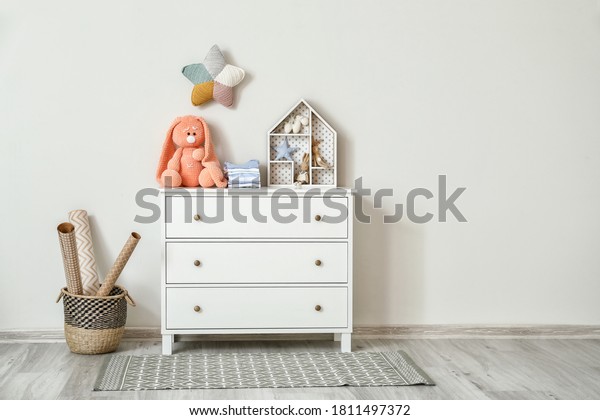 chest of drawers for toys